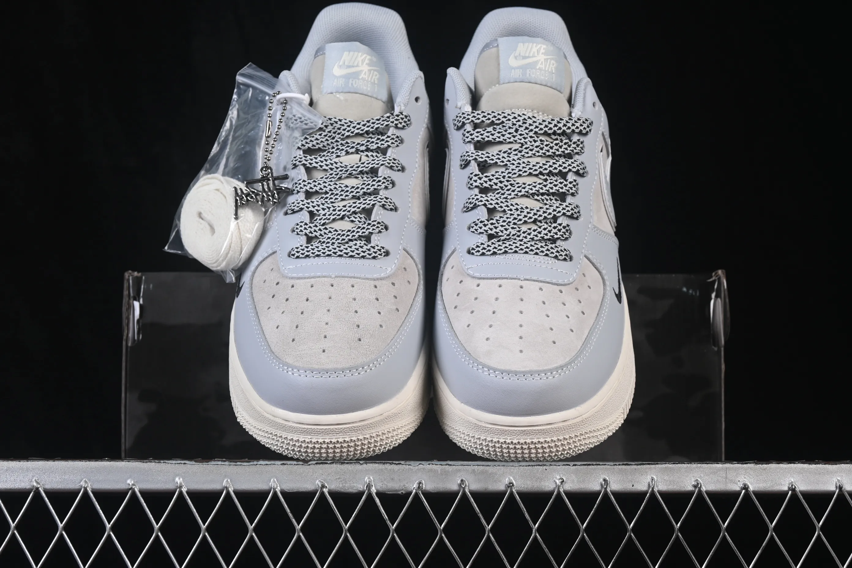 All categories Nk Air Force 1 Air Force series Nk Air Force 1 Low Air Force low-top Nike Air Force 1'07 Low joint model Air Force 1 low-top casual sneakers DN1688-818